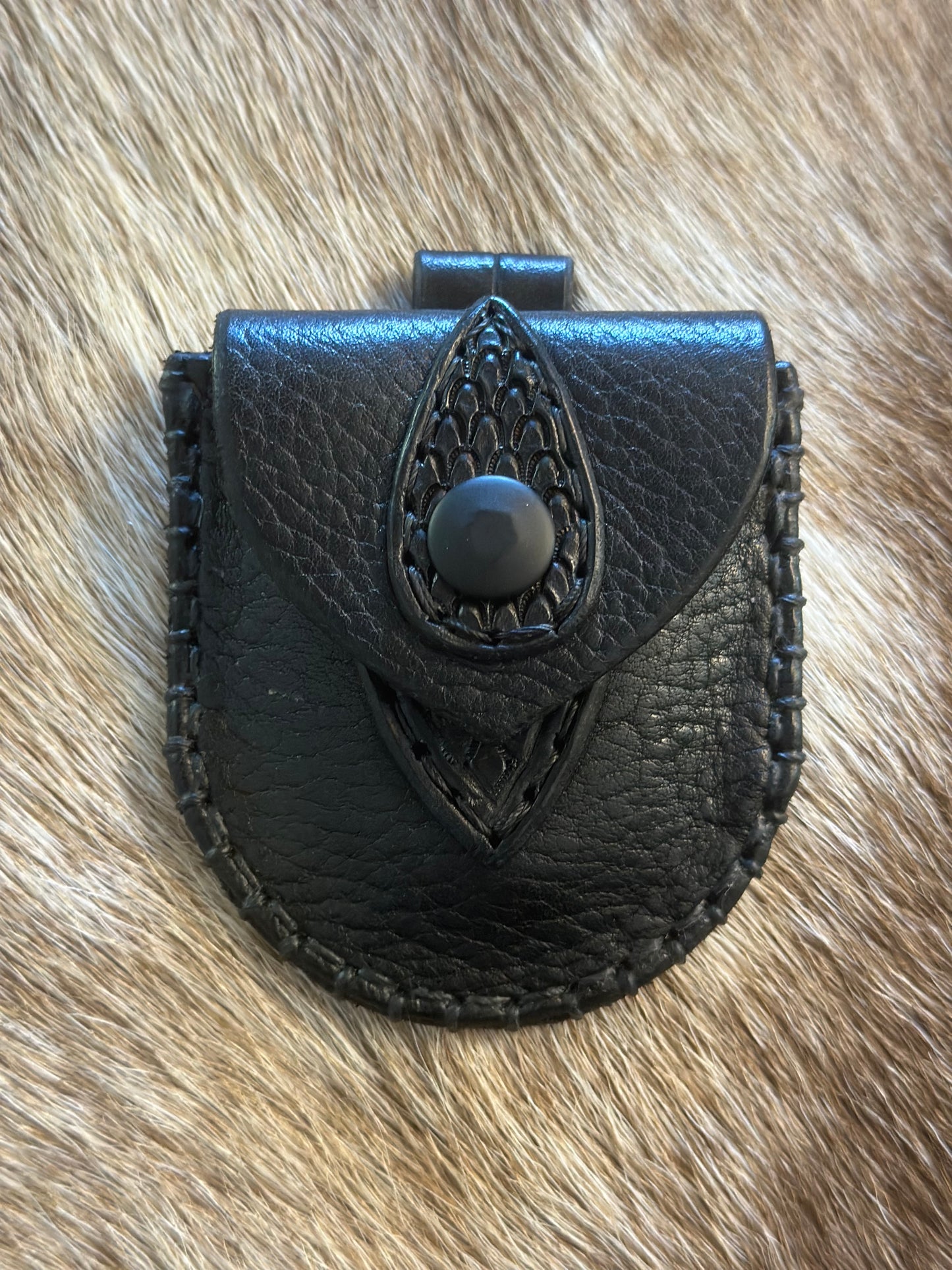Limited Edition Variant Nipper Neck Pouch