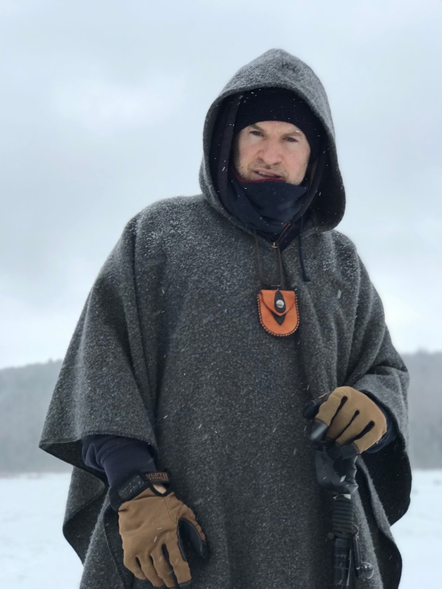 The Nipper neck pouch