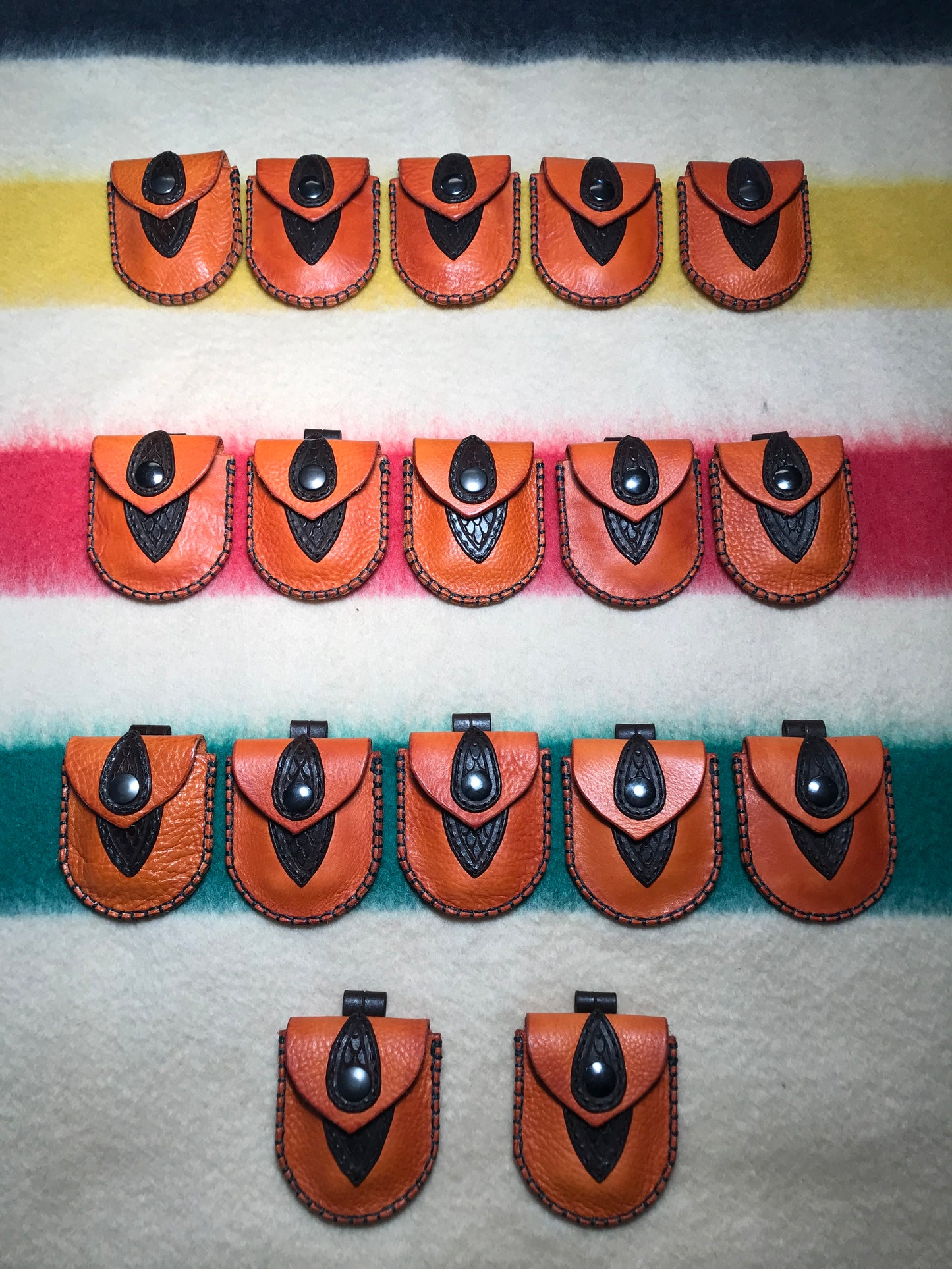 The Nipper neck pouch